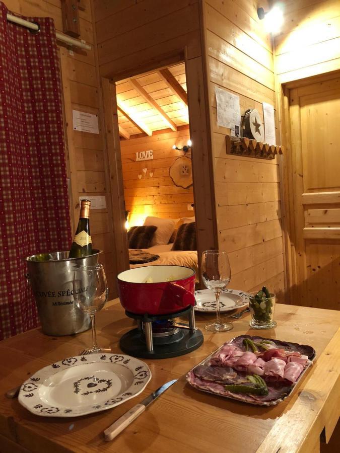 La Cabane A L'Oree Des Bornes Évires Dış mekan fotoğraf